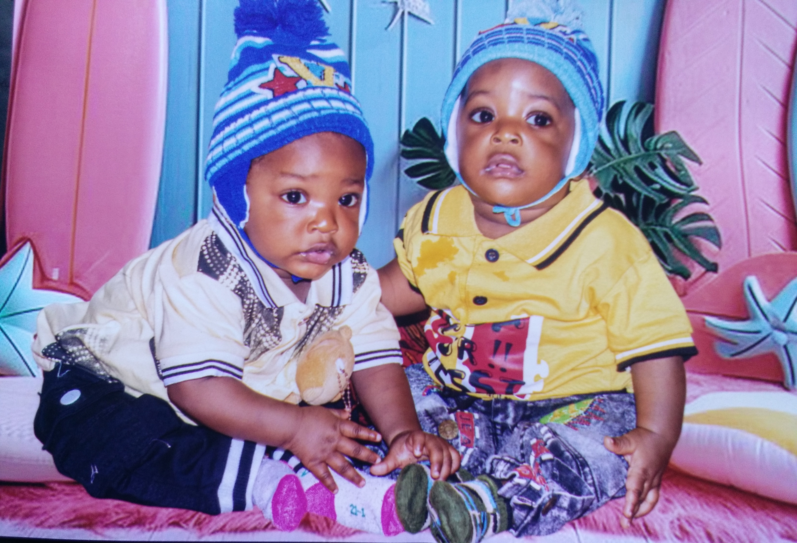 Zugorom/mezuorom Daniel and Danielle